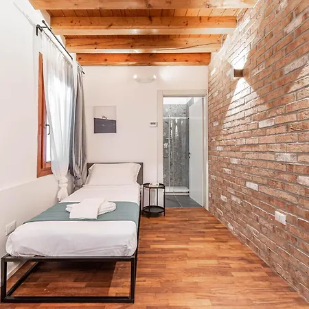 Italstay - Rogati Brick - Ingresso Privato Padova